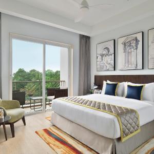 Executive Suite with Sofa Bed and Balcony - Evening Tea /Coffee service with Cookies