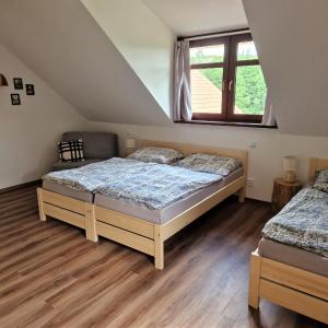 Triple Room with Private Bathroom