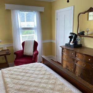 Queen Room with Sea View