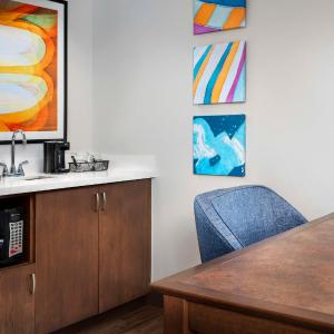 Queen Studio with Two Queen Beds - Hearing Accessible