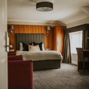 Suite with Double Bed and Sofabed