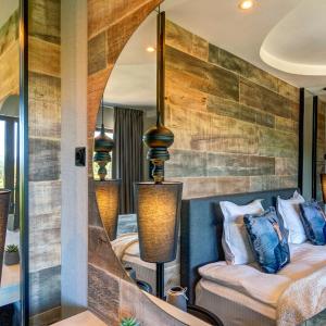 Two-Bedroom Deluxe Apartment