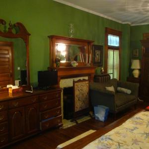 King Room with Private External Bathroom