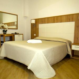 Double or Twin Room - Disability Access - Ground Floor