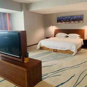 Business King Room