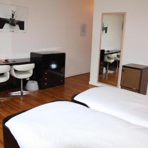 Triple Room with Shower