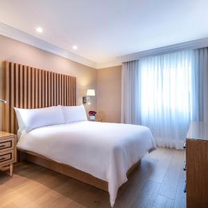 Queen Executive Suite