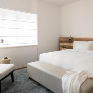 Bauhaus Suite