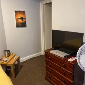 Budget Single Room