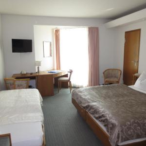 Comfort Triple Room