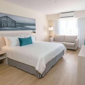 King Room with Pullout Bed, Non-Smoking