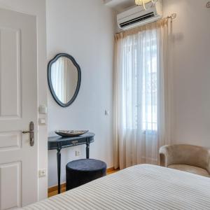 Superior Double Room With Castle View