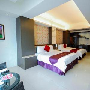 Classic Quadruple Room