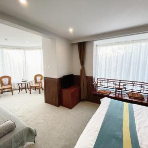 Superior Suite