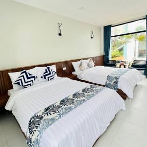 Standard Twin Room with Garden View