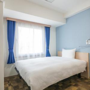 Double Room with Small Double Bed - Smoking - Electronic Cigarette Only