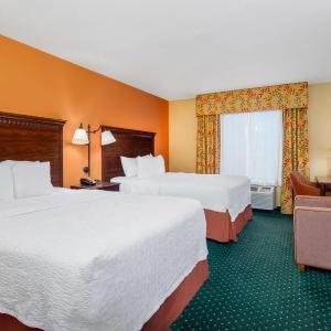 Queen Room with Two Queen Beds - Hearing Access/Non-Smoking