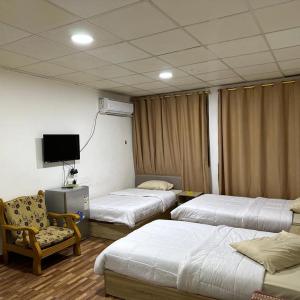 hotelImage