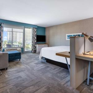 Premium King Studio Suite with Balcony