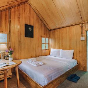 Deluxe Bungalow