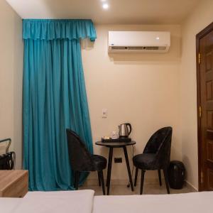 Standard Double or Twin Room ( without a view )