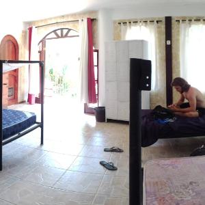 Bed in 8-Bed Mixed Dormitory Room