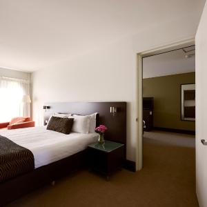 Interconnecting Family Room