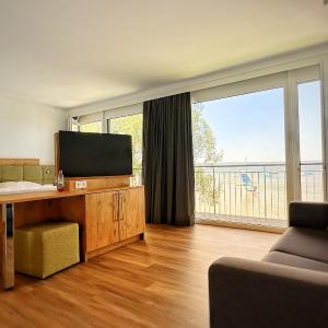 Junior Suite with Balcony