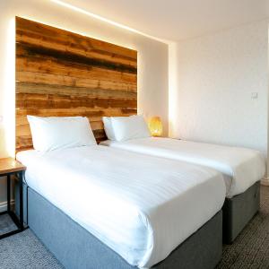 Twin Room - Non-Smoking