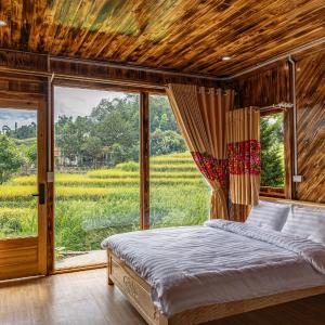 Deluxe Bungalow with Garden View