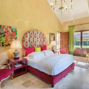 Two-Bedroom Vineyard Suite