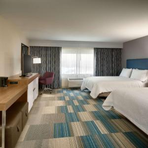 Queen Room with Two Queen Beds - Hearing Access/Non-Smoking