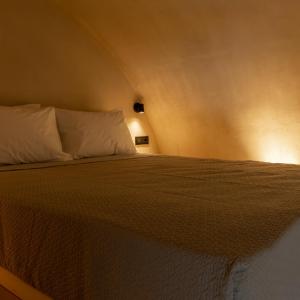 Deluxe Suite with Spa Bath