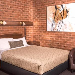 Queen Room - Upstairs
