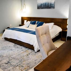 Junior Suite with Garden View