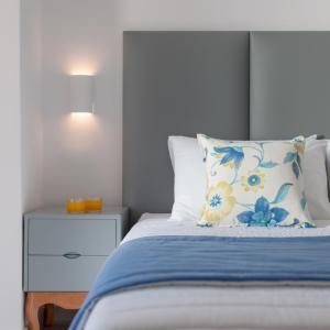 Standard Double Room with Outdoor Hot tub and Garden View