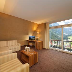 Superior Suite