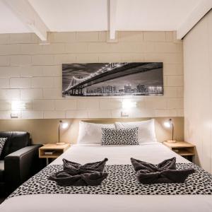 Executive Queen Room