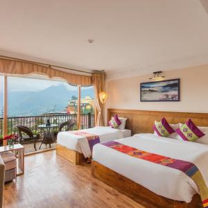 Panorama Mountain View Room 