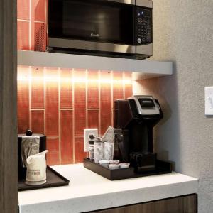 Deluxe King Room - Hearing Accessible 