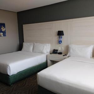 Standard Room with Two Queen Beds