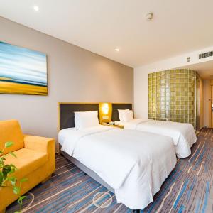 Standard Twin Room with Two Twin Beds