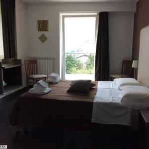 Double or Twin Room with Terrace