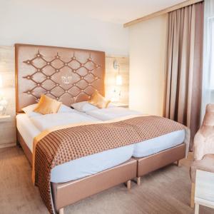 Classic Double Room with Balcony