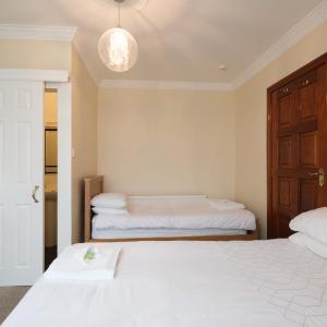 Triple Room with Shower