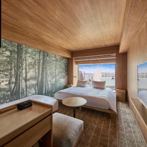 Superior King Room with River View - Sky Floor (3 Adults)