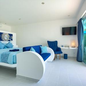 Bungalow with Sea View