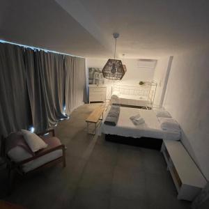 Triple Room with Shared Bathroom