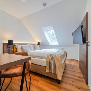 Small Double Room
