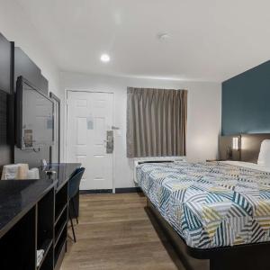King Room - Non-Smoking